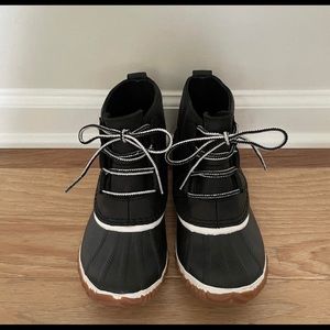 SOREL Womens Out N About Rain Ankle Boots size 7.5